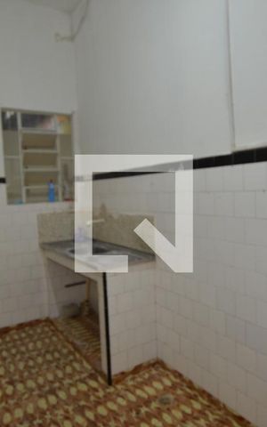 Casa para alugar com 60m², 2 quartos e 1 vagaCozinha