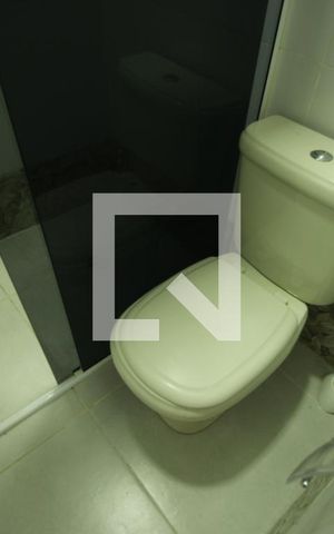 Casa à venda com 150m², 4 quartos e 1 vagaBanheiro da suíte 