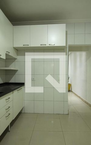 Casa à venda com 150m², 4 quartos e 1 vagaCozinha - Armários