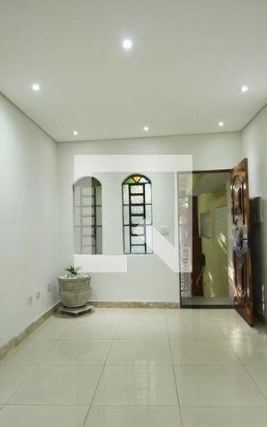 Casa à venda com 150m², 4 quartos e 1 vagaSala