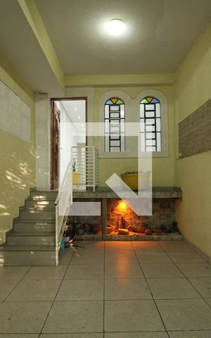 Casa à venda com 150m², 4 quartos e 1 vagaGaragem