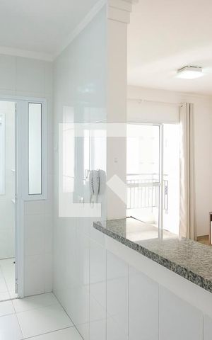 Apartamento para alugar com 69m², 2 quartos e 2 vagasCozinha