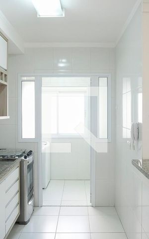 Apartamento para alugar com 69m², 2 quartos e 2 vagasCozinha