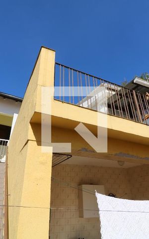 Casa à venda com 309m², 2 quartos e 3 vagasEdícula