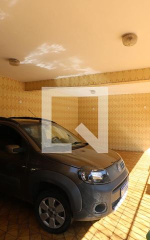 Casa à venda com 309m², 2 quartos e 3 vagasGaragem