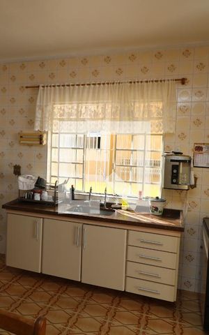 Casa à venda com 309m², 2 quartos e 3 vagasCozinha