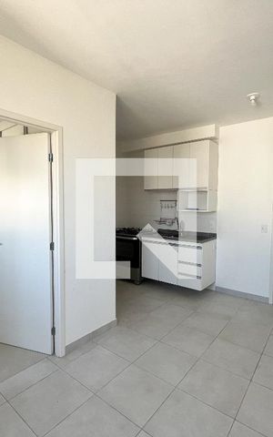 Apartamento à venda com 34m², 2 quartos e sem vaga Apartamento à venda com 34m², 2 quartos e sem vagaSala