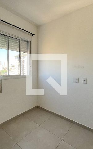 Apartamento à venda com 34m², 2 quartos e sem vaga Apartamento à venda com 34m², 2 quartos e sem vagaSuite