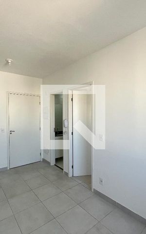 Apartamento à venda com 34m², 2 quartos e sem vaga Apartamento à venda com 34m², 2 quartos e sem vagaSala