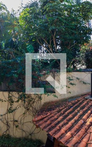 Casa de condomínio à venda com 300m², 4 quartos e 5 vagas Casa de condomínio à venda com 300m², 4 quartos e 5 vagasVista Quarto 2