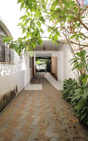 Casa para alugar com 345m², 2 quartos e 4 vagasCorredor