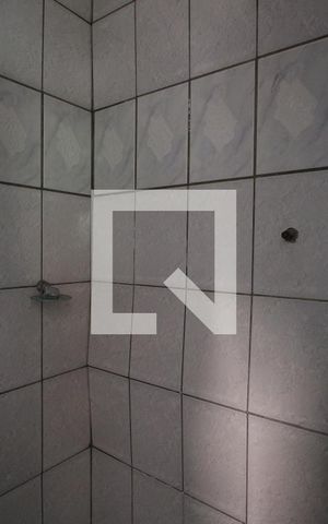Casa para alugar com 345m², 2 quartos e 4 vagasBanheiro de serviço