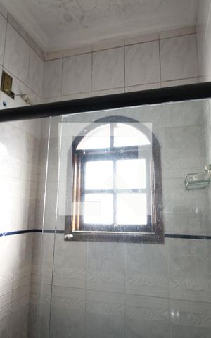 Casa para alugar com 345m², 2 quartos e 4 vagasBanheiro Social