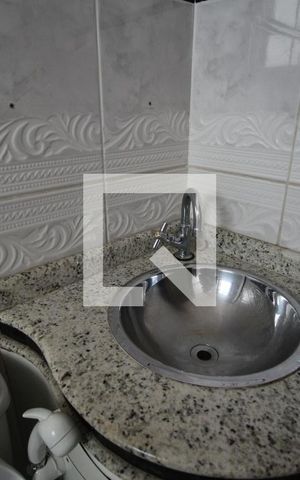 Casa para alugar com 345m², 2 quartos e 4 vagasBanheiro Social