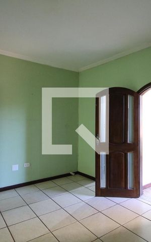 Casa para alugar com 345m², 2 quartos e 4 vagasQuarto Suíte