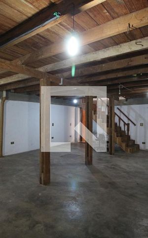 Casa para alugar com 345m², 2 quartos e 4 vagasHall