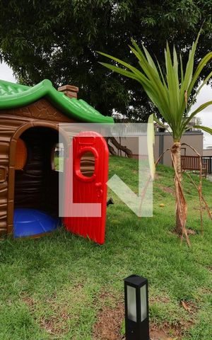 Studio à venda com 28m², 1 quarto e sem vaga Studio à venda com 28m², 1 quarto e sem vagaÁrea comum - Playground