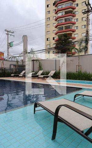 Studio à venda com 28m², 1 quarto e sem vaga Studio à venda com 28m², 1 quarto e sem vagaÁrea comum - Piscina