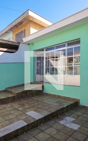 Casa à venda com 340m², 3 quartos e 2 vagas Casa à venda com 340m², 3 quartos e 2 vagasGaragem