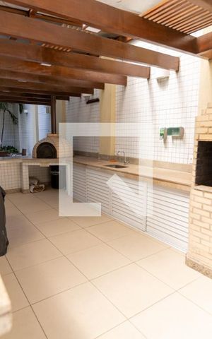 Apartamento à venda com 90m², 3 quartos e 2 vagas Apartamento à venda com 90m², 3 quartos e 2 vagasÁrea comum - Churrasqueira
