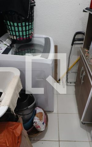 Apartamento à venda com 41m², 2 quartos e 1 vagaCozinha e Área de Serviço