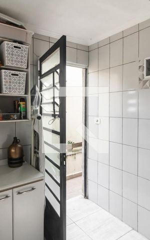 Casa à venda com 187m², 3 quartos e 2 vagas Casa à venda com 187m², 3 quartos e 2 vagasÁrea de Serviço
