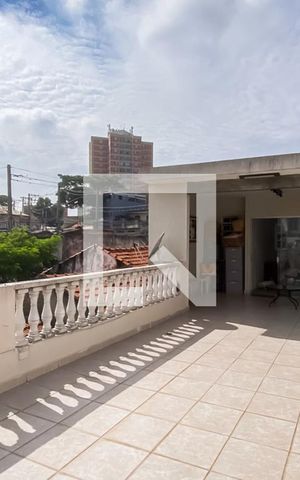 Casa à venda com 187m², 3 quartos e 2 vagas Casa à venda com 187m², 3 quartos e 2 vagasÁrea comum