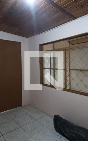 Casa à venda com 100m², 3 quartos e 2 vagasQuarto 3