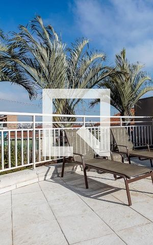 Apartamento à venda com 72m², 3 quartos e 1 vaga Apartamento à venda com 72m², 3 quartos e 1 vagaÁrea comum - Piscina