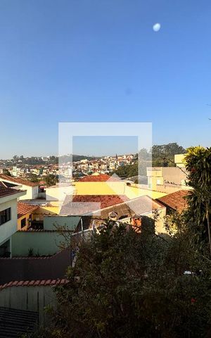 Casa à venda com 325m², 3 quartos e 5 vagas Casa à venda com 325m², 3 quartos e 5 vagasVista quarto 2