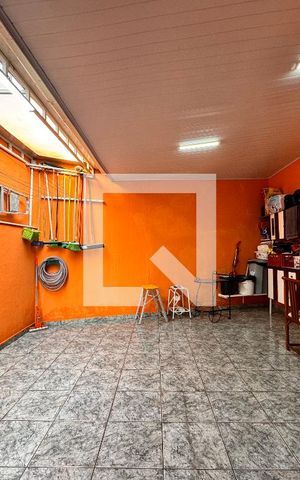 Casa à venda com 325m², 3 quartos e 5 vagas Casa à venda com 325m², 3 quartos e 5 vagasÁrea de Serviço