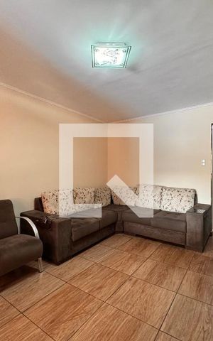 Casa à venda com 325m², 3 quartos e 5 vagas Casa à venda com 325m², 3 quartos e 5 vagasSala