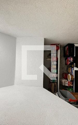 Casa à venda com 325m², 3 quartos e 5 vagas Casa à venda com 325m², 3 quartos e 5 vagasDespensa