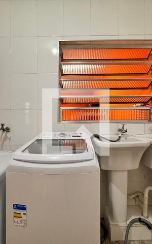 Casa à venda com 325m², 3 quartos e 5 vagas Casa à venda com 325m², 3 quartos e 5 vagasLavanderia