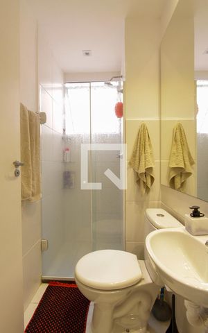 Apartamento à venda com 40m², 2 quartos e 1 vaga Apartamento à venda com 40m², 2 quartos e 1 vagaBanheiro