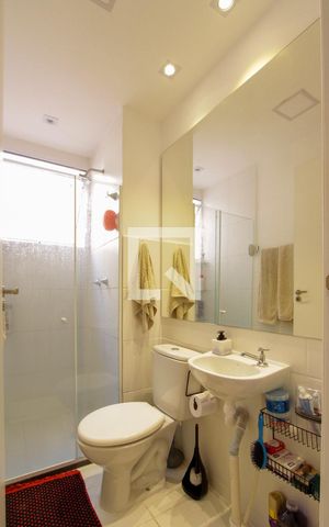 Apartamento à venda com 40m², 2 quartos e 1 vaga Apartamento à venda com 40m², 2 quartos e 1 vagaBanheiro