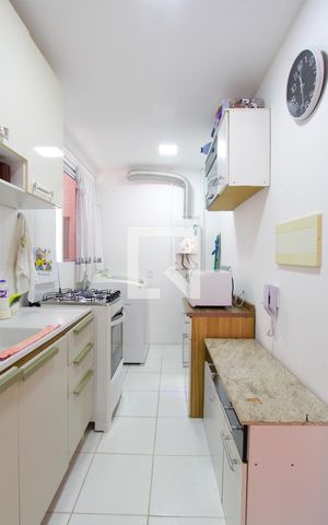 Apartamento à venda com 40m², 2 quartos e 1 vaga Apartamento à venda com 40m², 2 quartos e 1 vagaCozinha