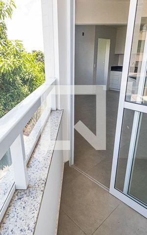 Apartamento à venda com 97m², 3 quartos e 2 vagas Apartamento à venda com 97m², 3 quartos e 2 vagasVaranda da sala
