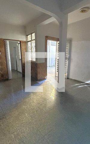 Casa à venda com 90m², 1 quarto e 1 vagaSala