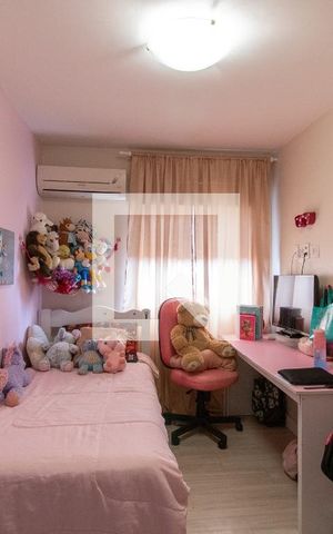Casa à venda com 240m², 4 quartos e 3 vagas Casa à venda com 240m², 4 quartos e 3 vagasQuarto 3