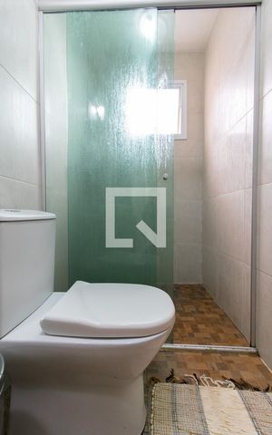 Casa à venda com 240m², 4 quartos e 3 vagas Casa à venda com 240m², 4 quartos e 3 vagasBanheiro Quarto 4