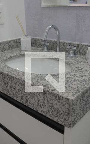 Studio para alugar com 22m², 0 quarto e sem vagaBanheiro do Studio
