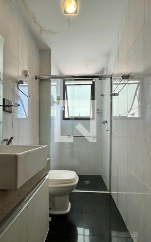 Apartamento à venda com 106m², 3 quartos e 2 vagas Apartamento à venda com 106m², 3 quartos e 2 vagasBanheiro 1