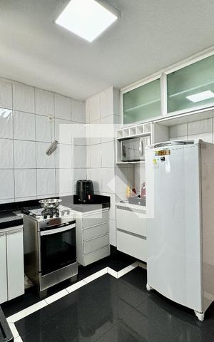 Apartamento à venda com 106m², 3 quartos e 2 vagas Apartamento à venda com 106m², 3 quartos e 2 vagasCozinha