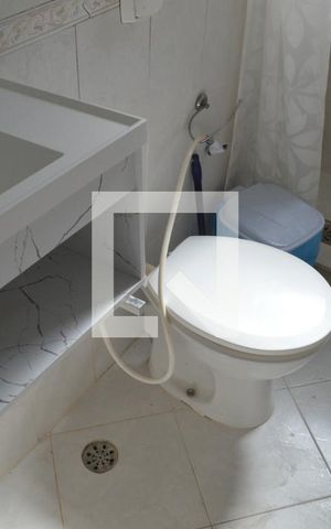 Apartamento para alugar com 60m², 2 quartos e 1 vaga Apartamento para alugar com 60m², 2 quartos e 1 vagaBanheiro