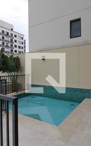 Apartamento à venda com 34m², 1 quarto e sem vagaPiscina