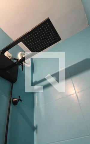 Apartamento à venda com 34m², 1 quarto e sem vagaChuveiro