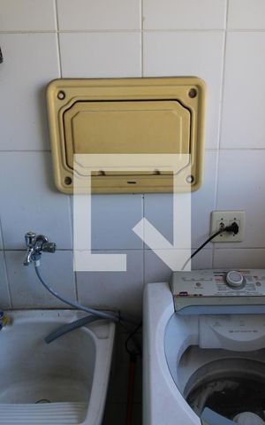 Apartamento à venda com 55m², 3 quartos e 1 vagaÁrea de Serviço