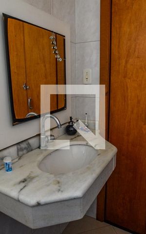 Casa à venda com 130m², 3 quartos e 4 vagasLavabo