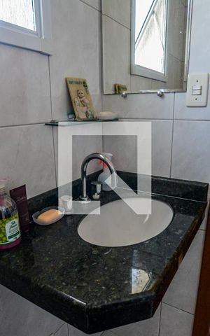 Casa à venda com 130m², 3 quartos e 4 vagasBanheiro da Suíte